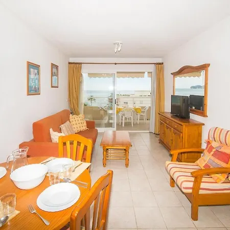 Apolo 16 4B17 - Apartment On The Beach, Calpe Appartamento Calpe